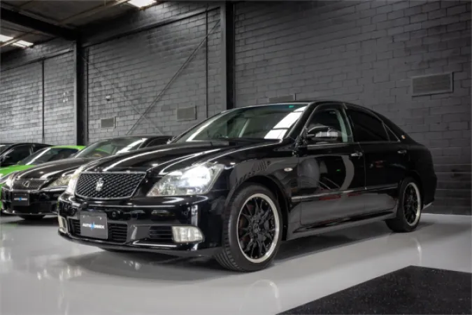 2006 TOYOTA CROWN — photo