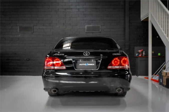 2006 TOYOTA CROWN — photo