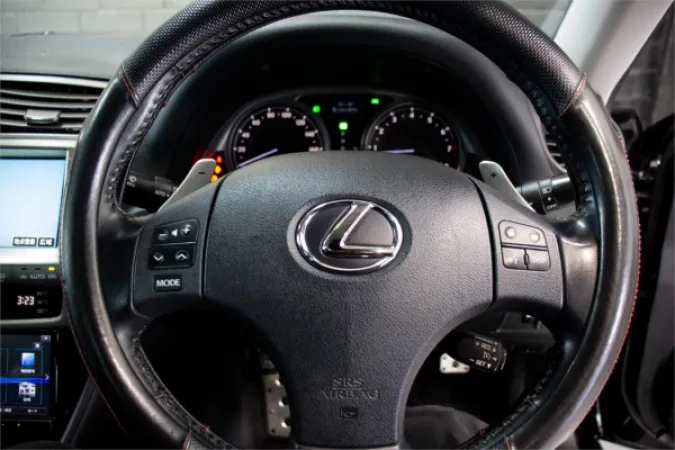 2007 LEXUS IS350 — photo