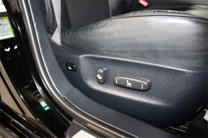 2006 TOYOTA CROWN — photo