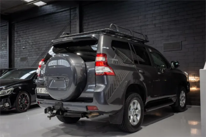 2014 TOYOTA LANDCRUISER — photo