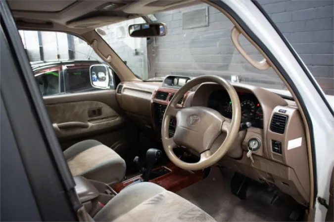 2000 TOYOTA LANDCRUISER PRADO — photo
