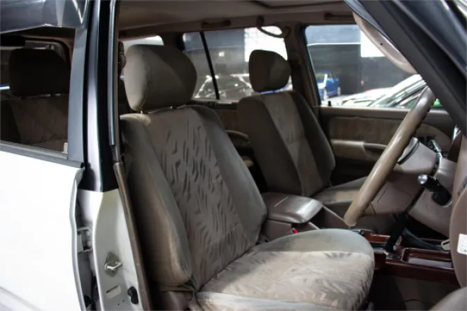 2000 TOYOTA LANDCRUISER PRADO — photo