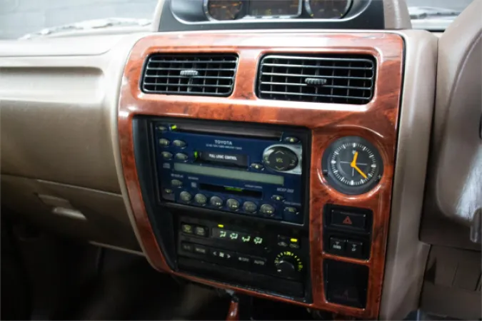 2000 TOYOTA LANDCRUISER PRADO — photo