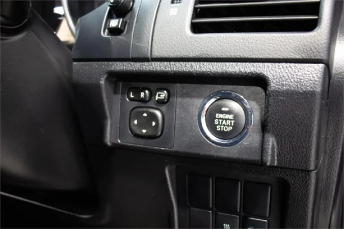 2014 TOYOTA LANDCRUISER — photo