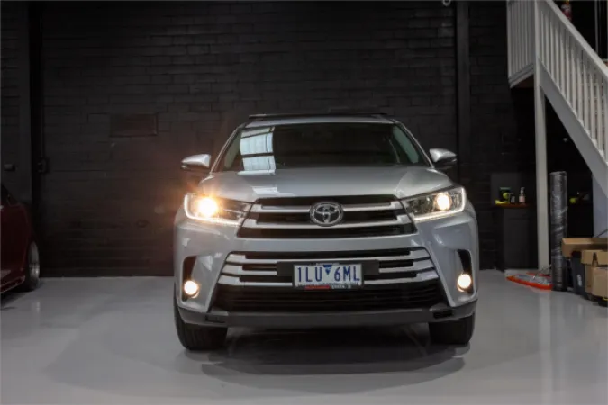 2017 TOYOTA KLUGER — photo