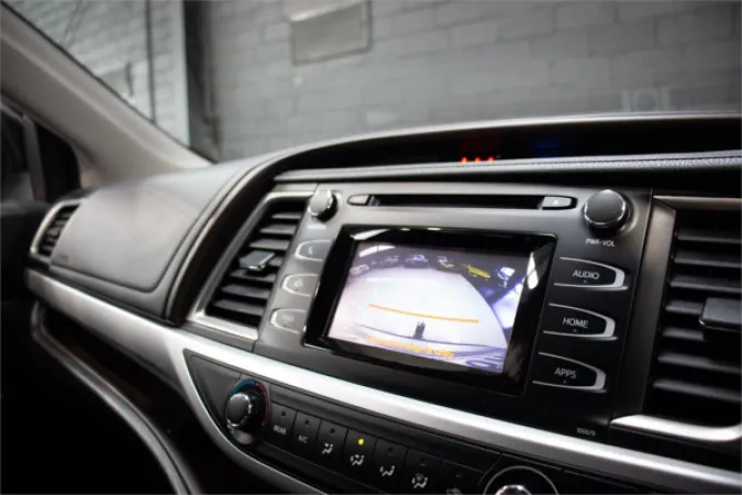 2017 TOYOTA KLUGER — photo