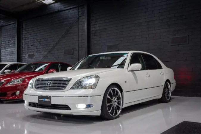 2000 TOYOTA Celsior — photo