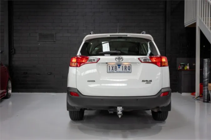 2015 TOYOTA RAV4 — photo