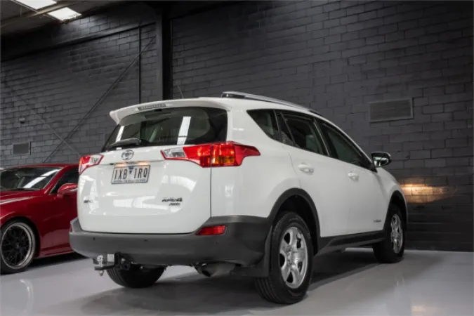 2015 TOYOTA RAV4 — photo