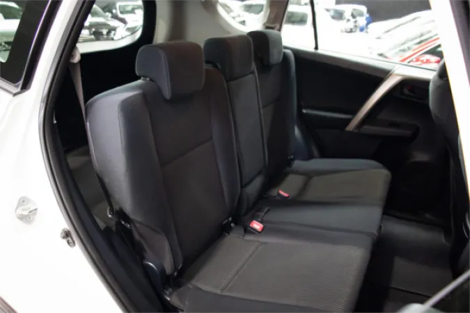 2015 TOYOTA RAV4 — photo