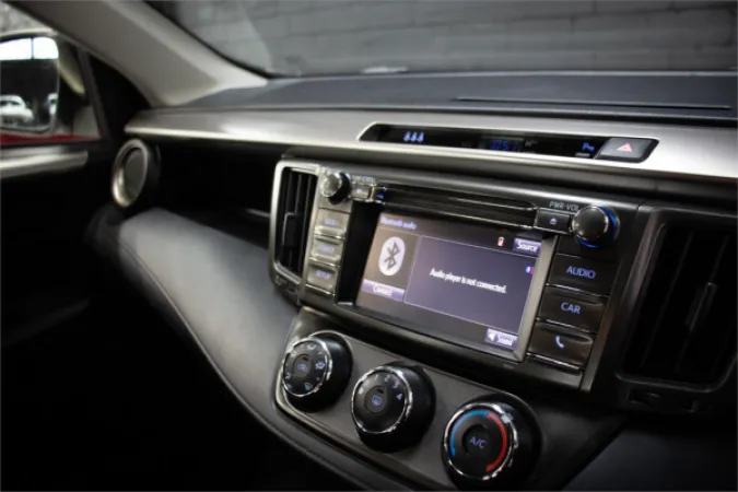2015 TOYOTA RAV4 — photo