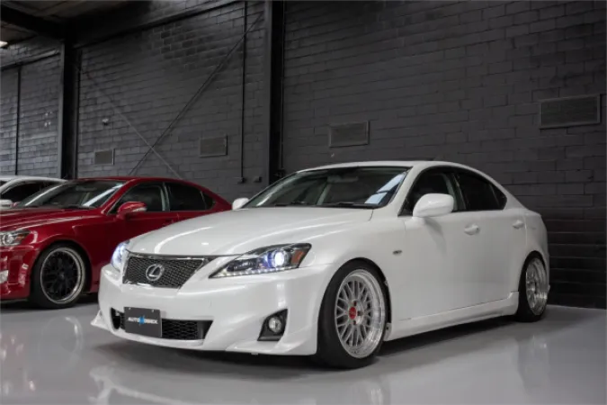 2006 LEXUS IS350 — photo