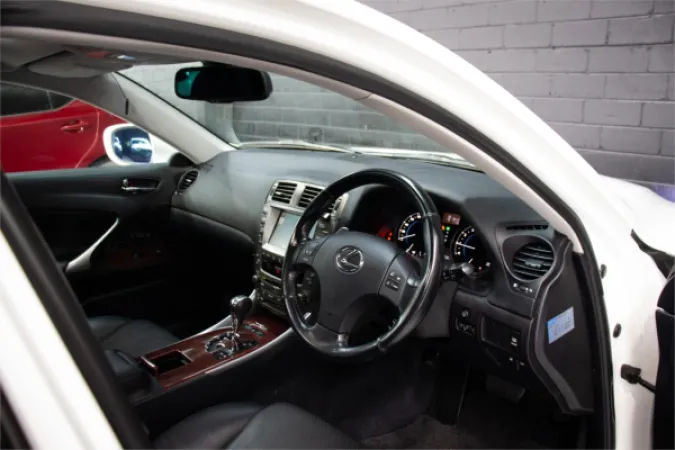 2006 LEXUS IS350 — photo