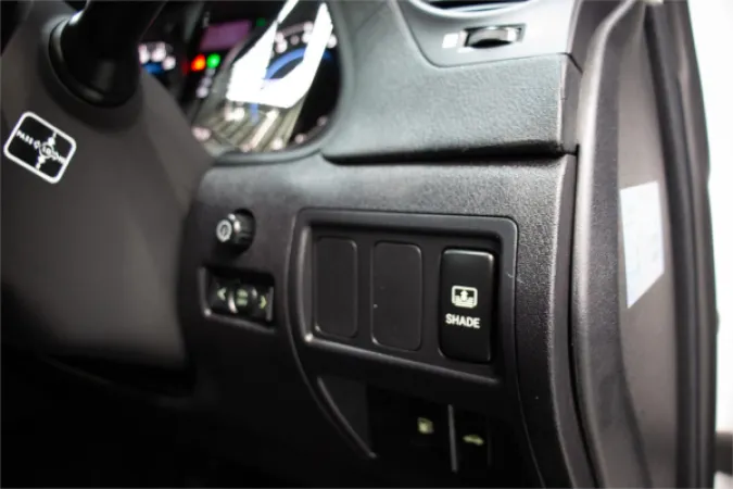 2006 LEXUS IS350 — photo