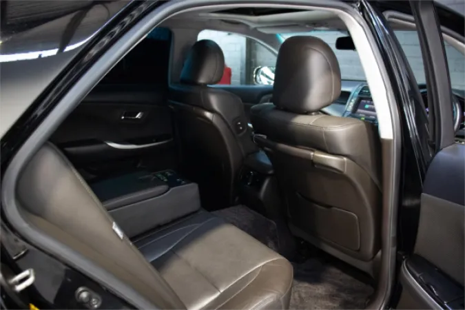 2011 TOYOTA CROWN — photo