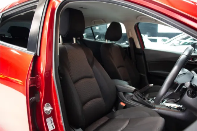 2014 MAZDA MAZDA3 — photo