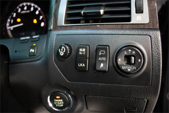2007 TOYOTA CROWN — photo