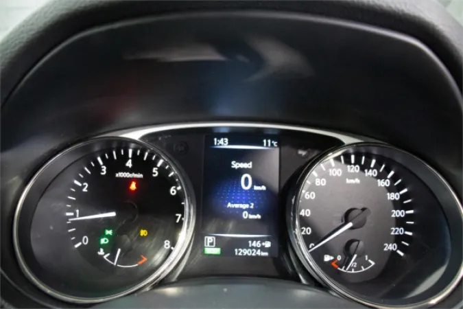 2016 NISSAN X-TRAIL — photo
