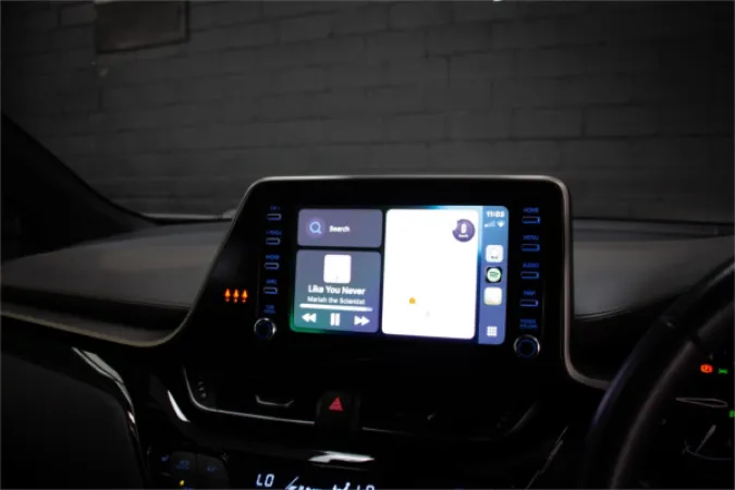 2021 TOYOTA C-HR — photo