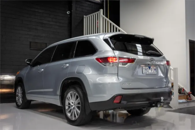 2014 TOYOTA KLUGER — photo