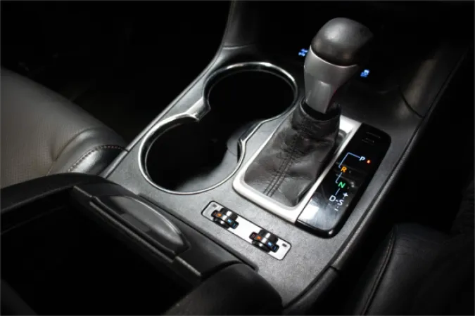 2014 TOYOTA KLUGER — photo